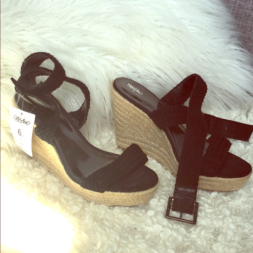 mossimo platform sandals